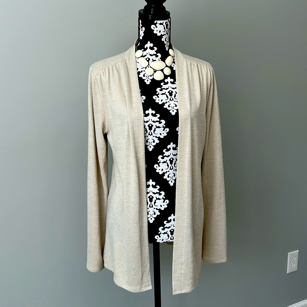Banana Republic Open front Cardigan Size Medium - Cream